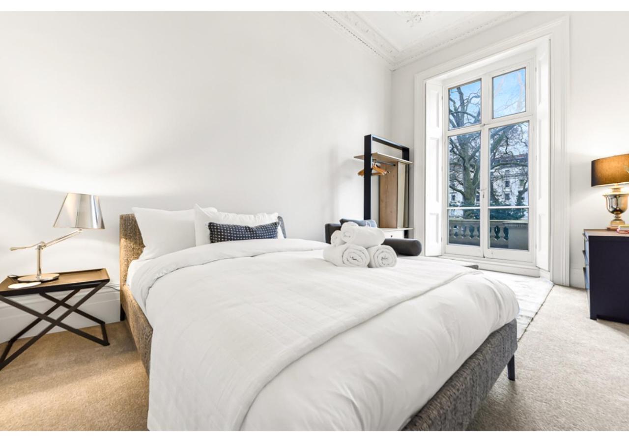Upscale Urban Haven: Luxury Flat Lägenhet London Exteriör bild